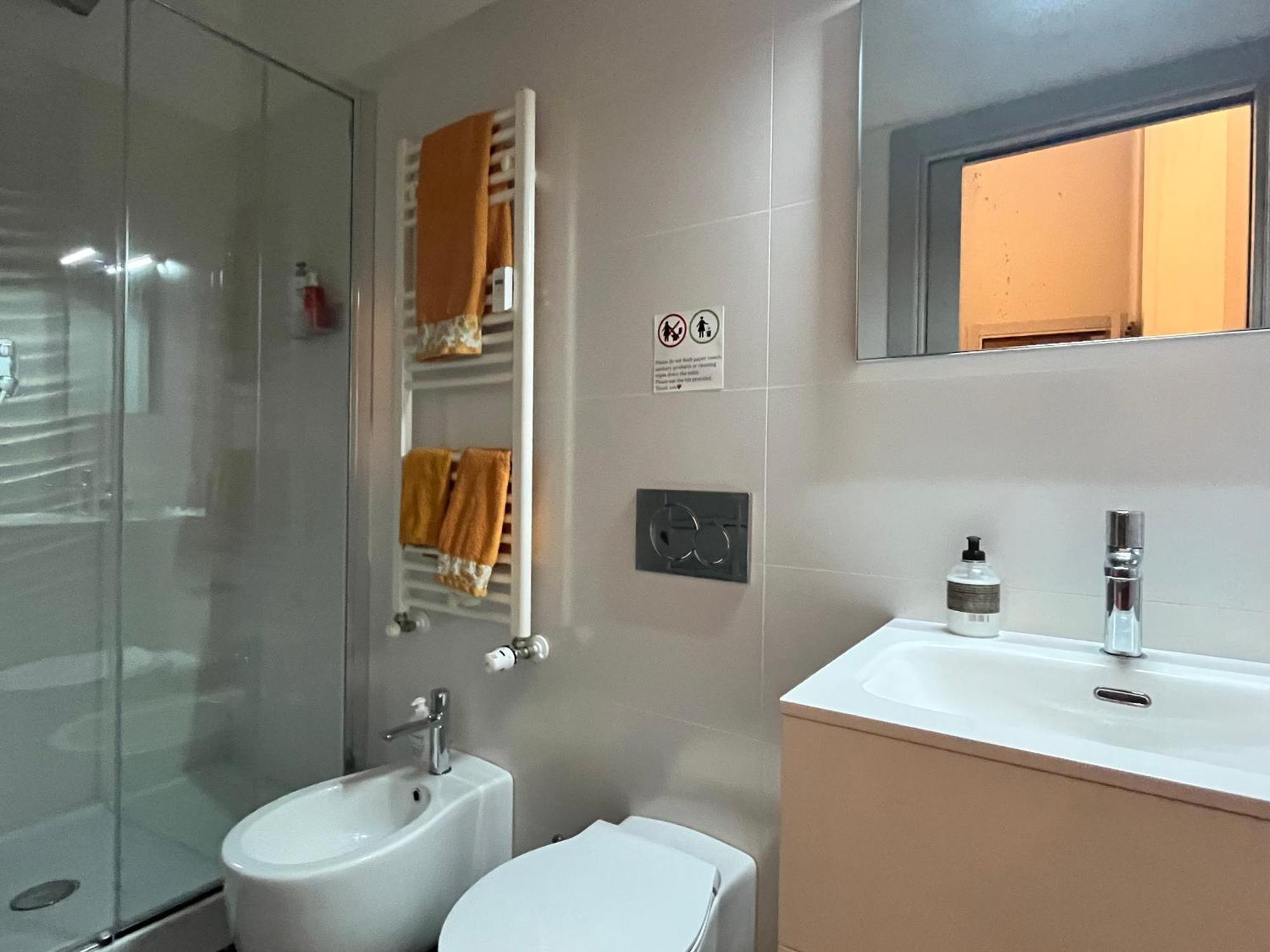 Bellissima Con Bagno Privato Citylife - Sempione Homestay *